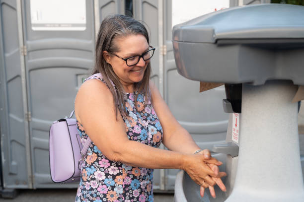 Best Luxury portable toilet rental  in Worthington, MN
